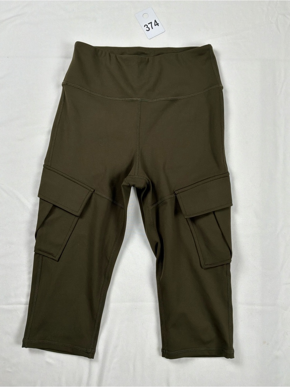 HALARA Olive Cargo Capri Shorts